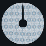 Jupon De Sapin En Polyester Brossé Winter Merveilles Ogee Motif Tree Jupe<br><div class="desc">Jupe d'arbre bleu et gris Wintry avec un motif d'ogee unique composé de flocons de neige,  tourbillons,  cercles et un ornement d'inspiration vintage.</div>