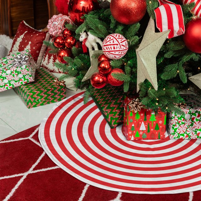 Jupon De Sapin Imitation Lin Cercles concentriques rouges et blancs (Red and White Concentric Circles Faux Linen Tree Skirt)