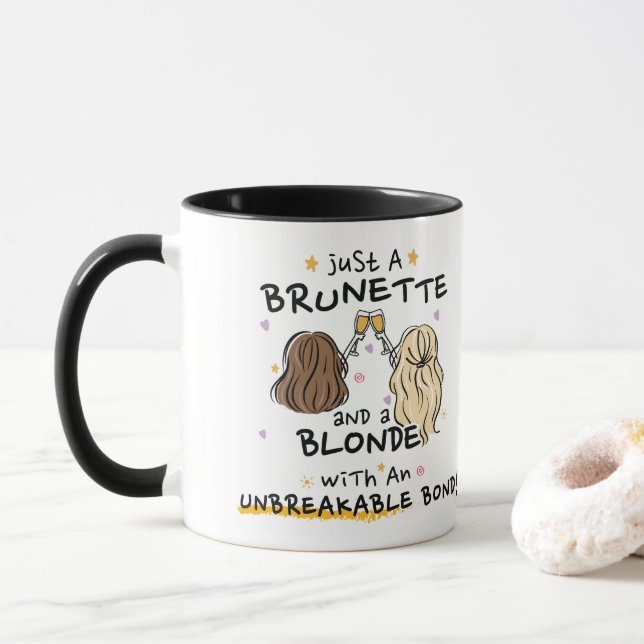 Juste une brune et une Mug blonde (Avec donut)