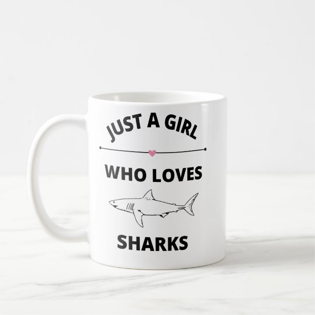 Juste une fille qui aime les requins mug (Gauche)