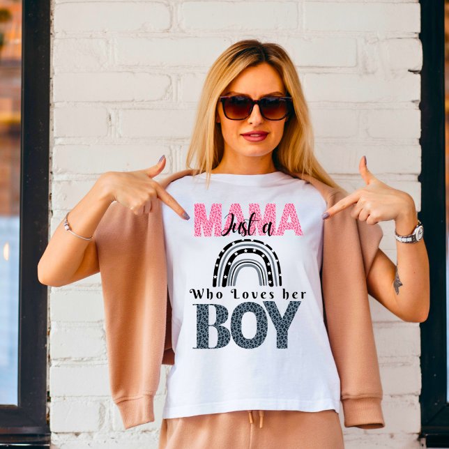 Juste une maman qui aime son t-shirt garçon (Créateur téléchargé)