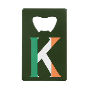K Monogramme superposé sur le bocal drapeau irland