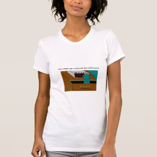 Karl le T-shirt de scoop de logo de chaussette
