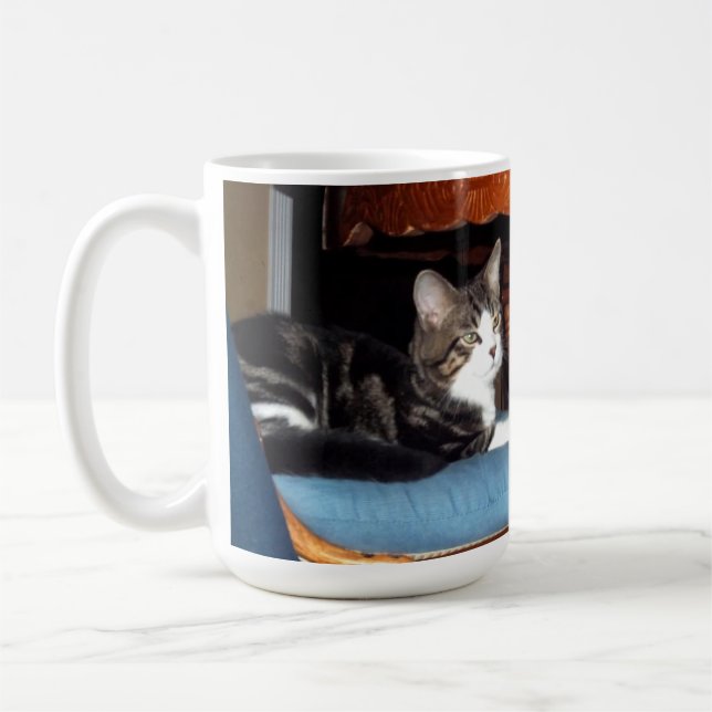 Keeno Sous La Mug De Café De Table (Gauche)