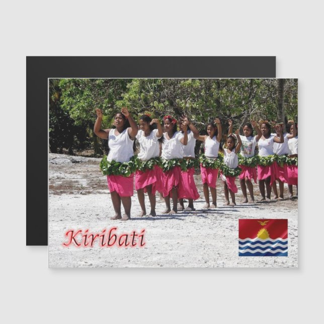 Kilibati - Danseurs - Panorama - (Devant / Derrière)