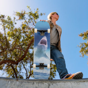 KILLER SHARK MOVIE SKATEBOARD