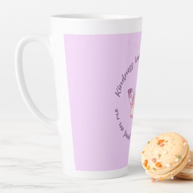 Kindness Mug“Kindness Looks Good On Me” Coffee mug (En situation)
