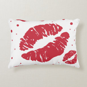 KISS ME DE NOUVEAU COUSSIN ROND