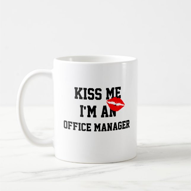 Kiss Me Im Un Gestionnaire De Bureau Mug (Gauche)