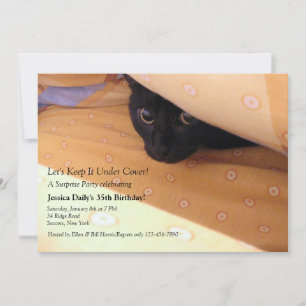 Kitten sous couverture Surprise Party Invitation