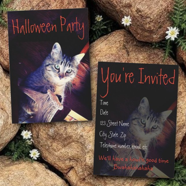 Kitty Aglow Close Up Photographie Invitation (Halloween party invitation template front and back)
