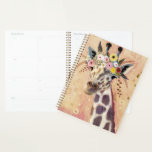 Klimt Giraffe | Orné De Fleurs<br><div class="desc">Cette impression présente une girafe douce ornée d'une couronne de fleurs | Par Victoria Borges</div>
