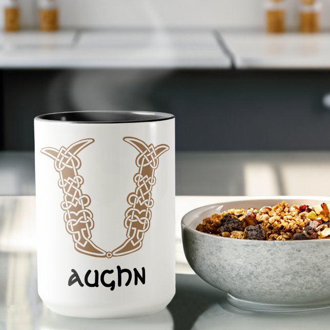 Knot Celtique 16e siècle Capitale décorative V Mug (Créateur téléchargé)