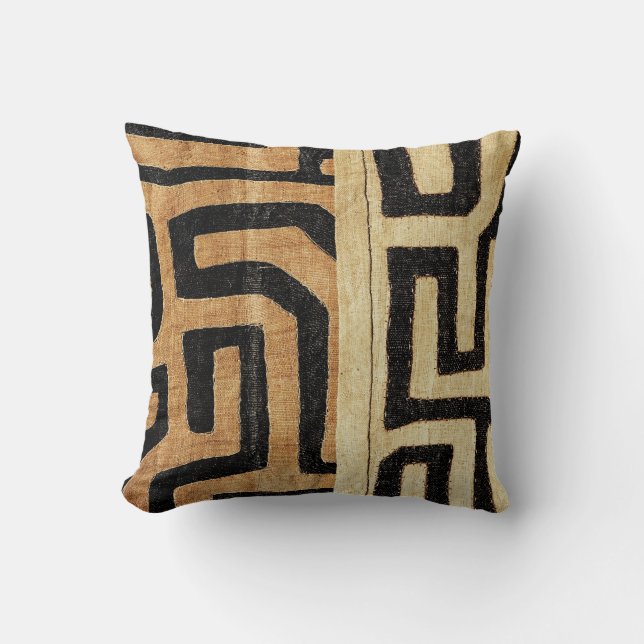 Kuba Cloth Coussin NOUVEAU 8/18 (Recto)