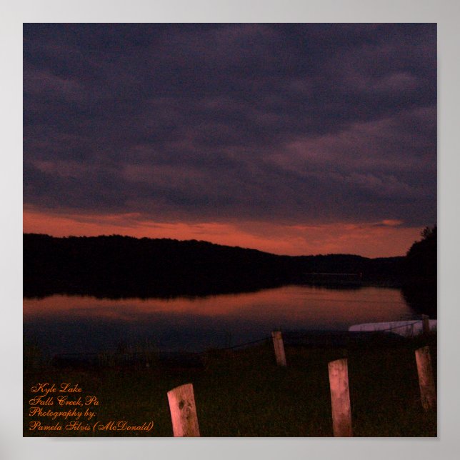 Kyle Lake, Falls Creek, Pa, affiche du coucher de  (Devant)