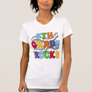 La 5ème catégorie multicolore bascule des T-shirts