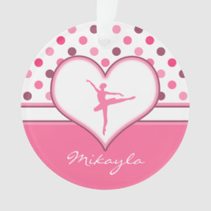 La cerise a inspiré le danseur classique rose de