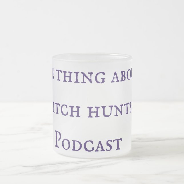 La Chasse Aux Sorcières Podcast Mug (Centre)