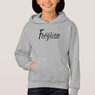 La chemise indulgente de la fille