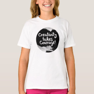 La créativité prend le T-shirt de courage