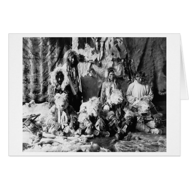 La "danse du loup" des Kaviagamutes (Devant horizontal)