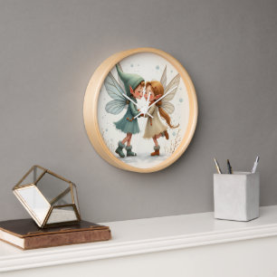 La fée d'hiver d'une paire Mur Horloge