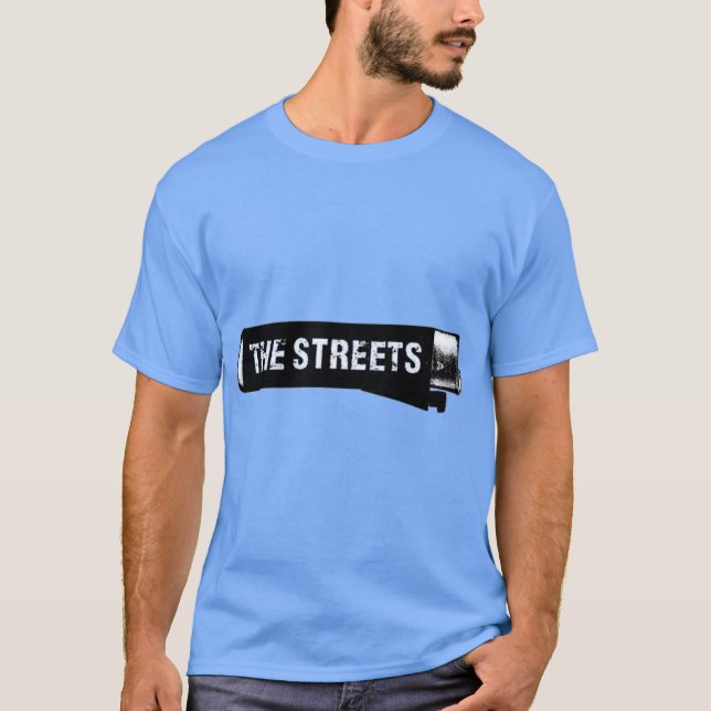 La fille au t-shirt classique de la rue (Devant)
