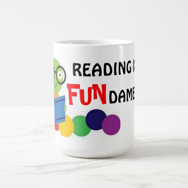 La lecture est fondamentale - tasse (Centre)