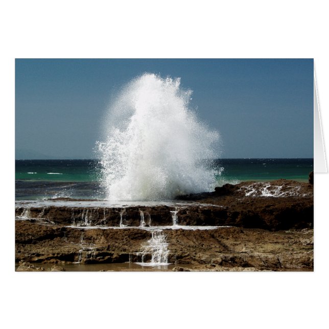 La mer s'effondre sur la carte Breakwater (Devant horizontal)