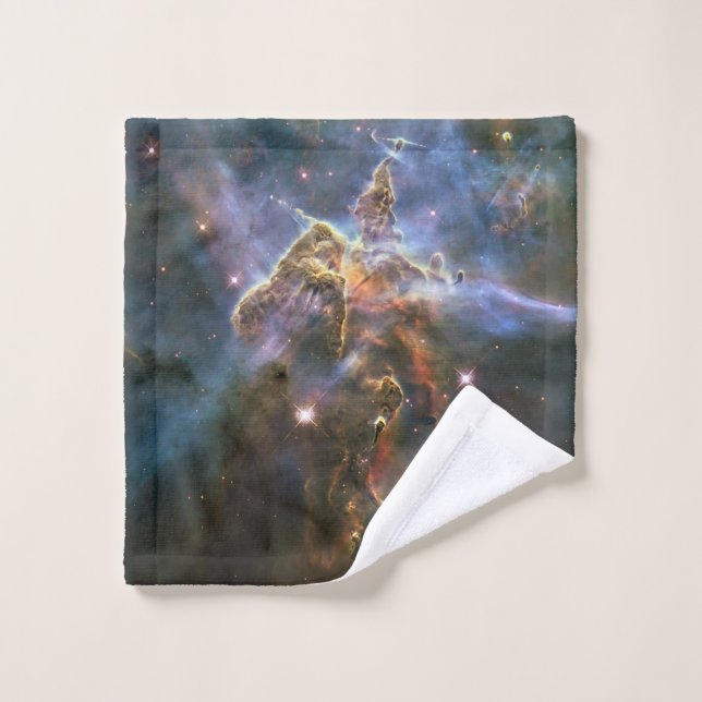 La montagne mystique en Carina Nebula Espace Hubbl (Gant de toilette)