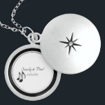 La musique de cadeau de noce note le pendentif<br><div class="desc">Pendentif magnifique avec l'information à l'intérieur. Ceci est rendu spécial pour le le mariage de thème de musicien ou de musique/occasion. Disponible dans une série d'échelles de prix qui le rendent facile pour vous de trouver le droit pour votre budget de mariage.</div>