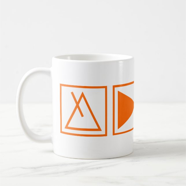 La nouvelle tasse de fabricant de battement (Gauche)
