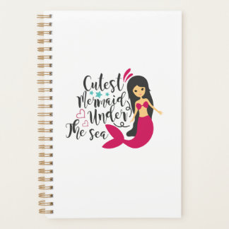 La plus mignonne sirène sous la mer