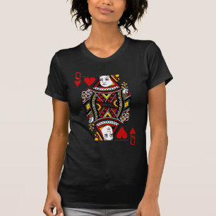 La Reine du T-shirt de coeurs