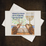 La sagesse est un arbre de vie Carte postale inspi<br><div class="desc">Un peu d'inspiration et d'encouragement pour illuminer la journée de quelqu'un — sur le panneau d'affichage au travail,  collé à un casier,  sur le réfrigérateur,  dans la salle d'artisanat,  ou caché dans votre Bible. Proverbes 3:18</div>