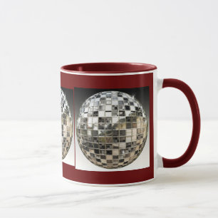 La tasse de boule de miroir