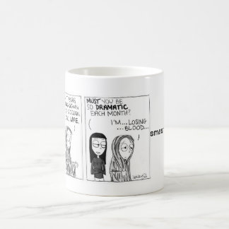 La tasse de drame de période