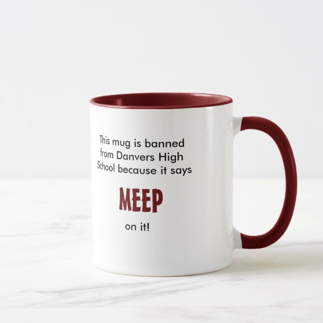 La tasse de Meep est interdite du lycée de Danvers (Droite)
