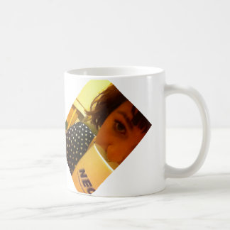 La tasse de tasse de Julia Scroggin "autoportrait