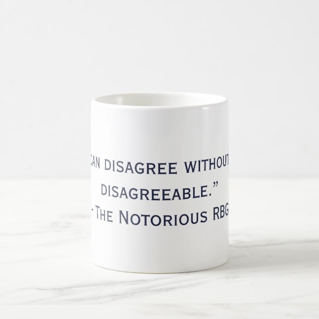 La tasse désagréable notoire de citation de RBG (Centre)