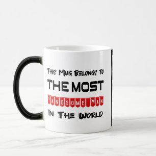 La tasse magique de l'homme le plus beau