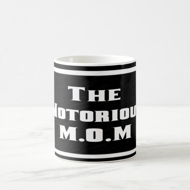 La tasse notoire de M.O.M (Centre)