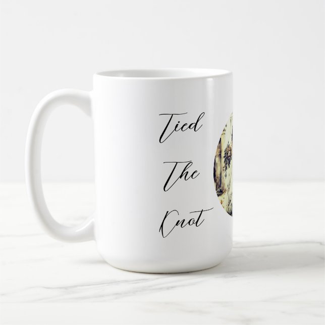 La Typographie Associe Le Couple De Knot Nom Mug (Gauche)