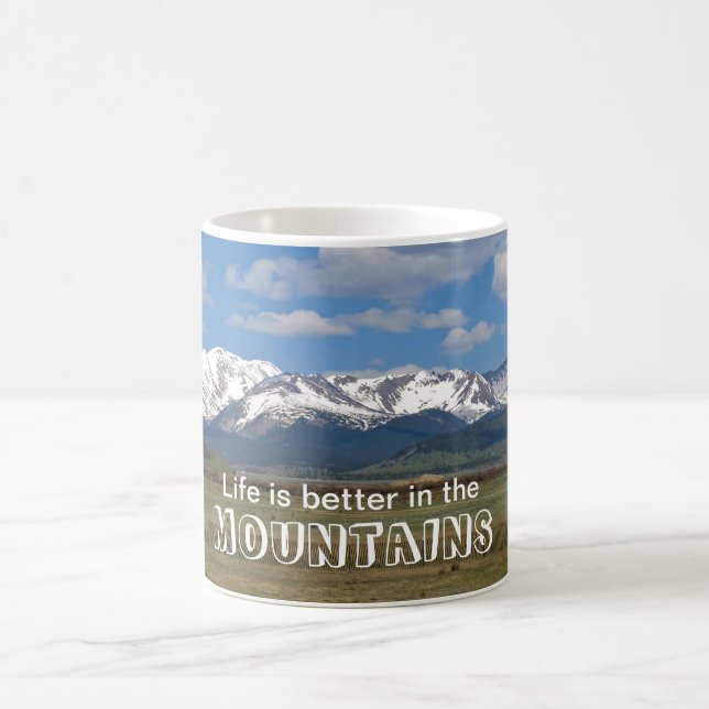 La vie dans les montagnes Café Mug (Centre)
