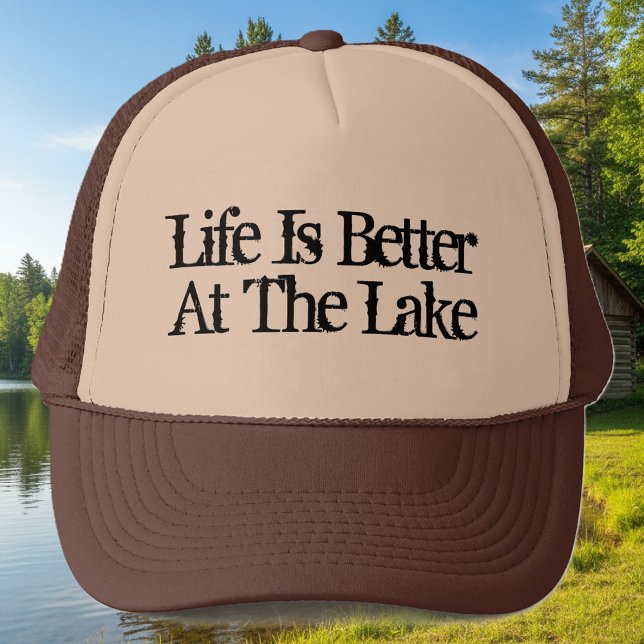 La vie est meilleure au lac drôle casquette de ret (Life is better at the lake hat)