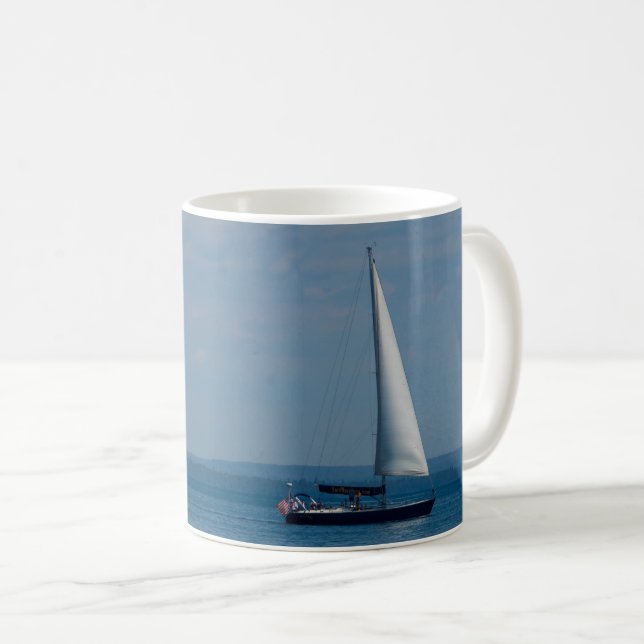 La voile Mackinac Café Mug (Devant droit)