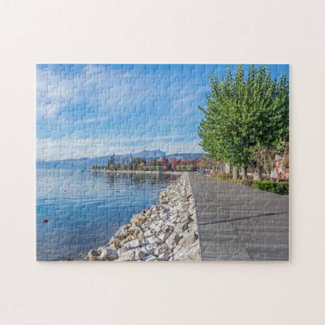 Lac de Garde dans le puzzle d'automne (Horizontal)
