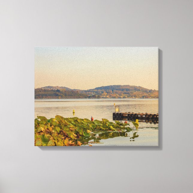 lac de Viverone, Italie sur toile imprimée (Recto)