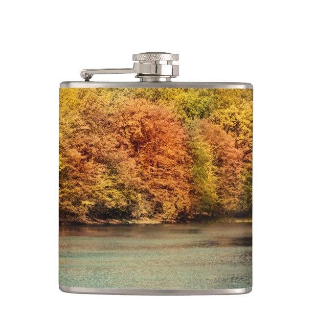 Lac Forêt Arbres Eau Monogramme Flacon de Whiskey (Devant)