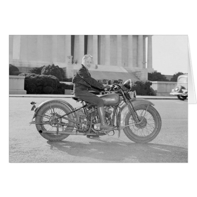 Lady Riding Motorcycle 1937 (Devant horizontal)